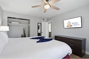 2 bedrooms, iron/ironing board, travel cot, free WiFi