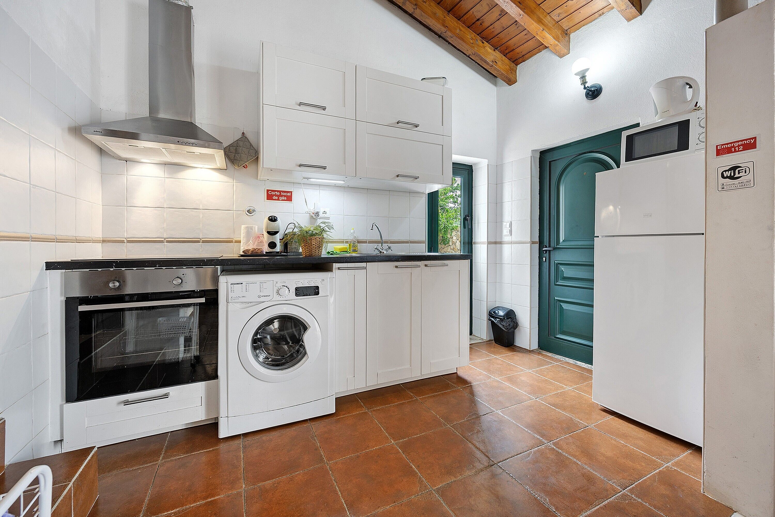 Microwave, oven, stovetop, coffee/tea maker
