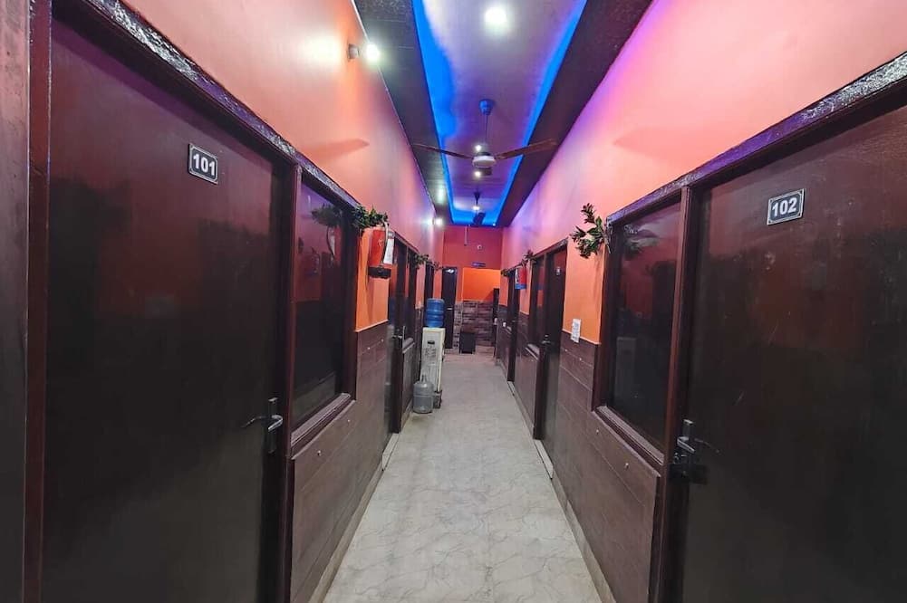 Deepak Guest House