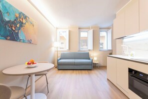TV - Arco della Pace Sweet Home C by Halldis (Milan)