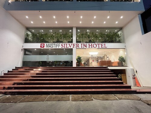 Mastiff Hotel Silver In Jalgaon