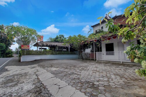 Hotel O near Supermall Karawaci formerly