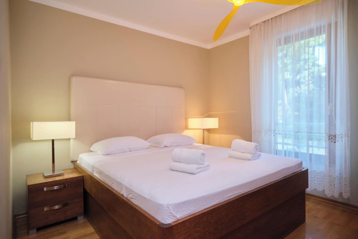 Classic Apartment, Balcony, Beach View