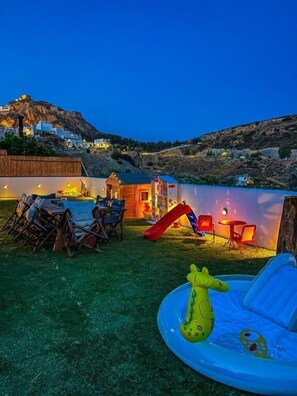 Property grounds - APADEMIA SKYROS (Skiros)
