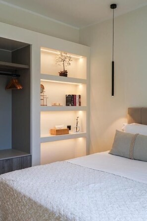 Luxury Apartment, Kitchen, Partial Sea View