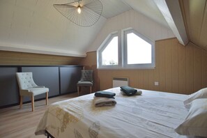 3 bedrooms, WiFi, bed sheets