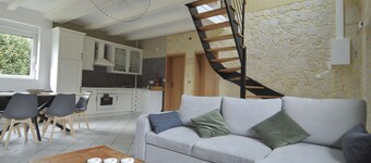 Le jardin de Constance, enclosed garden, 750m from the beach