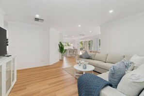 Living area - Paw-fect Family Retreat: 4BR Home in Connolly (Connolly)