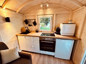 Private kitchen - Tiny house with whirlpool and canoe (Kloster Lehnin)