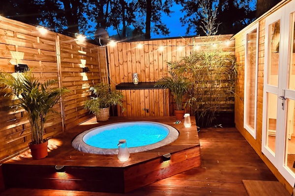 Whirlpool für einmalig -60€- zubuchbar