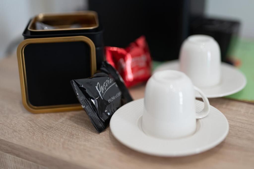 Kaffee und/oder Kaffeemaschine