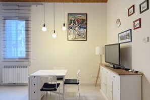 Dining - SE229 - Senigallia, delightful one-bedroom apartment in the city center, very close to the sea (Senigallia)