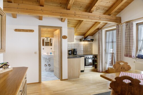 Apartment 'Wank' mit Bergblick, Balkon und WLAN