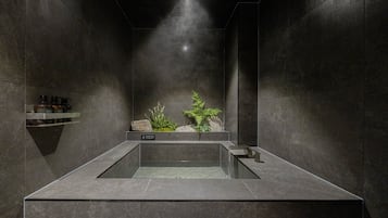 Sauna Suite | Eigener Whirlpool