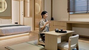 Sauna Suite | 遮光窗簾/窗簾、隔音、免費 Wi-Fi、床單