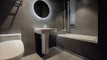 Standard | Bathroom
