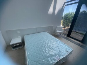 BĂŒgeleisen/BĂŒgelbrett, BettwĂ€sche