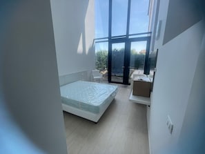 Room - Spacious Apartment for 6 Guests – Elevator Access near Venice (Venezia)