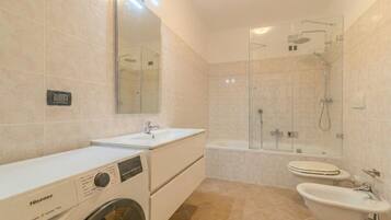 Bidet, Toilettenpapier