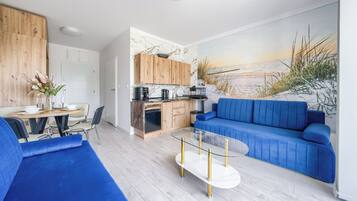 Apartment (35) | Wohnbereich | Flachbildfernseher