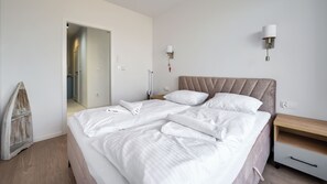Apartemen (27) | Didekorasi berbeda-beda dan dilengkapi dengan perabotan berbeda-beda