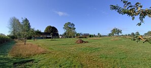 Property grounds - Cottage der Apfelwiese (Savigny-le-Vieux)