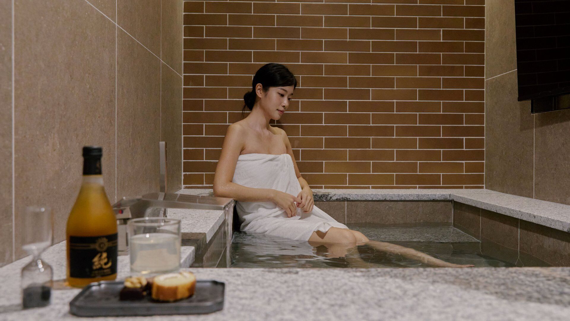 Kamar Double | Bathtub spa pribadi