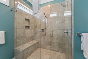 Casa, varias camas, acceso a la alberca (Baja Breeze) | Baño | Toallas 