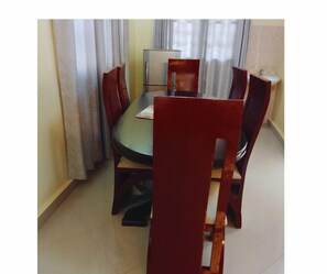 Casa, 3 quartos, cozinha americana | Opções para refeição