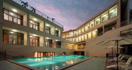 Serenity Coast Hotel