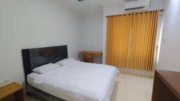Deluxe Double Room | Free WiFi, bed sheets
