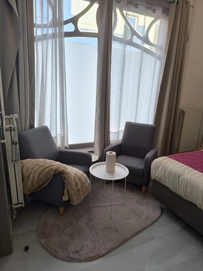 1 bedroom, iron/ironing board, internet, bed sheets - STUDIO COSY 2 in DOUR / ENGYH house 3 (Dour)