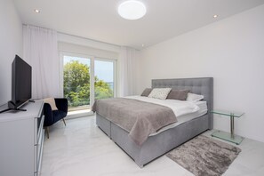 2 Schlafzimmer, Zimmersafe, kostenloses WLAN, Bettwäsche