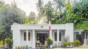 Gambar tidak terklasifikasi, 2 dari 41, tombol