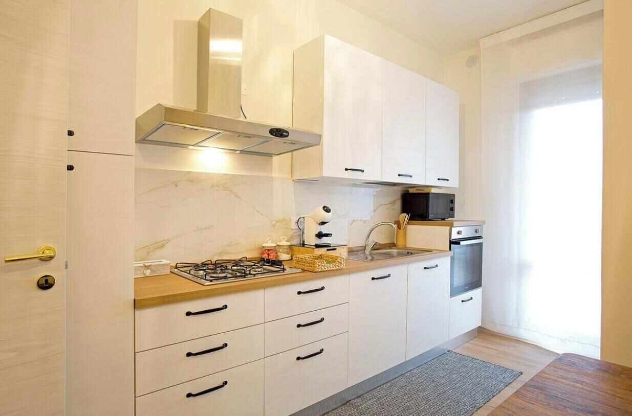 Fridge, microwave, dishwasher, toaster