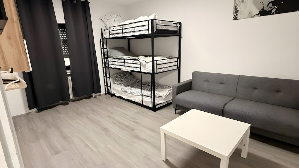 Ferienwohnung Für 4 Personen (65 M²) In Weilerswist - Weilerswist