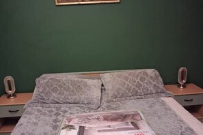 熨斗/熨衣板、WiFi、床单