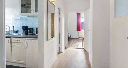 Apartment 'Fewo-Holzland' mit Gemeinschaftsgarten und WLAN