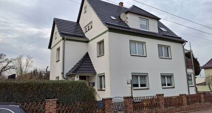 Apartment 'Fewo-Holzland' with Shared Garden and Wi-Fi