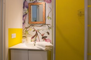 Interior - Pilastri Garden by Mmega (Florence)