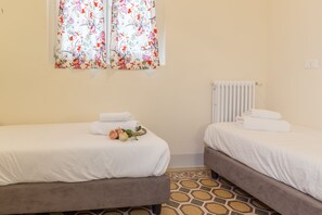 Room - Pilastri Garden by Mmega (Florence)