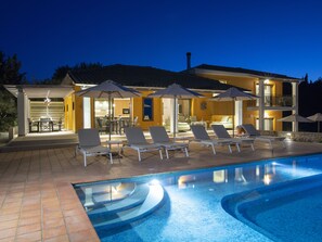 Pool - Villa Borsa: Secluded Retreat with Sea Views, Gym and near famous beaches (Lefkada)