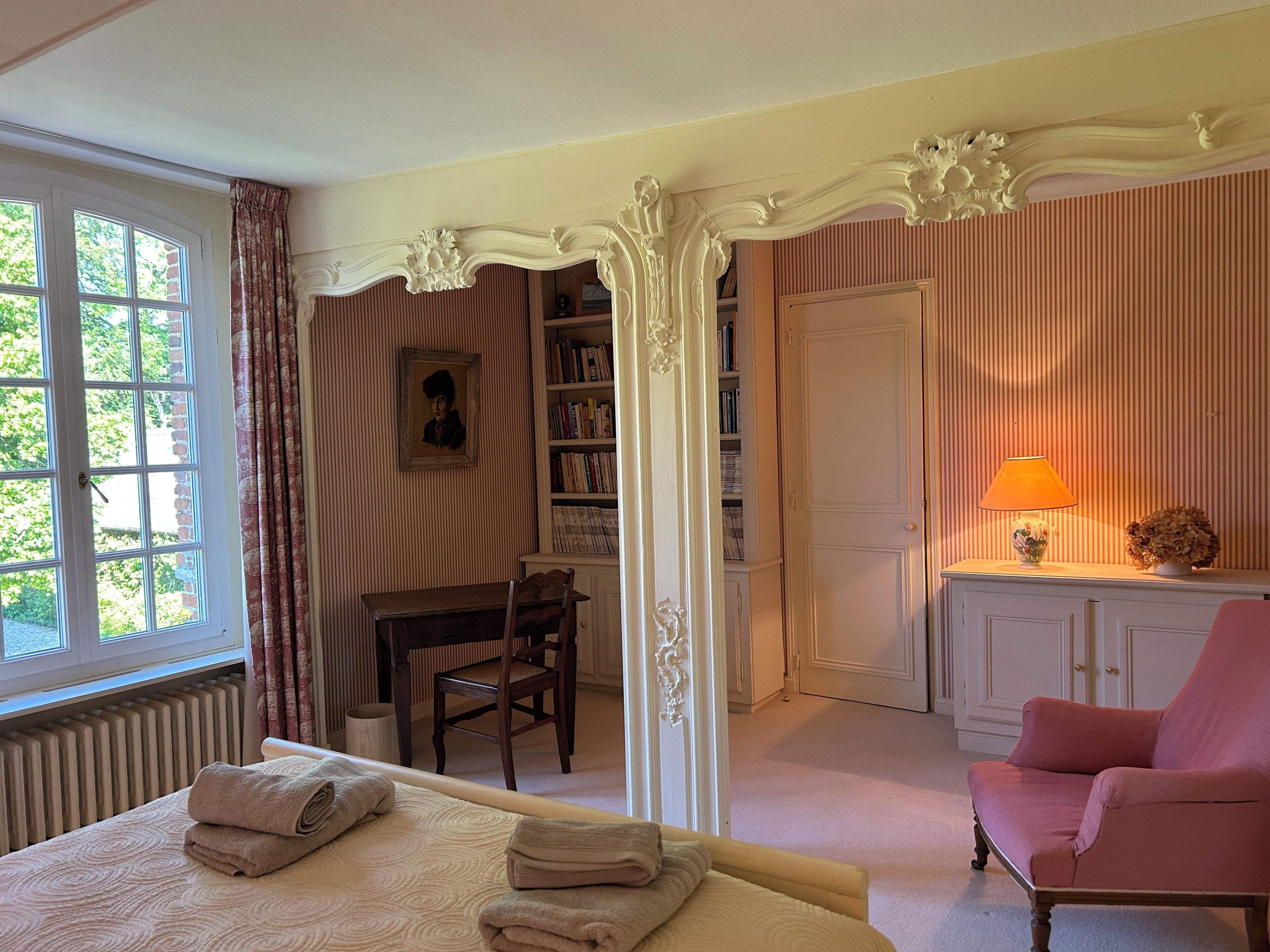 8 chambres, fer et planche à repasser, Wi-Fi gratuit, draps fournis