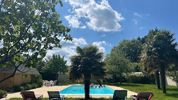 Piscine extérieure, piscine chauffée