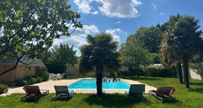 Grande Maison de famille - Piscine - Tennis - 7km des plages