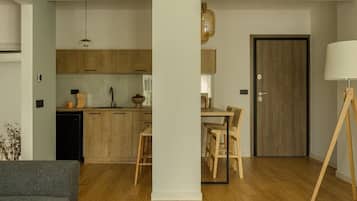 Deluxe Apartment, 2 Bedrooms, City View | Living area