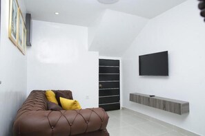 Apartment, 2 Schlafzimmer | Wohnbereich