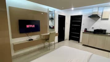 Deluxe Room, Kitchen