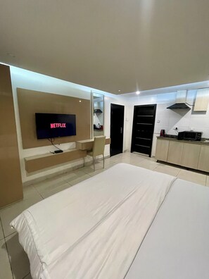 Deluxe Room, Kitchen - YP George (Lekki)