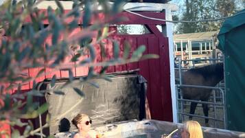 Bain à remous extérieur